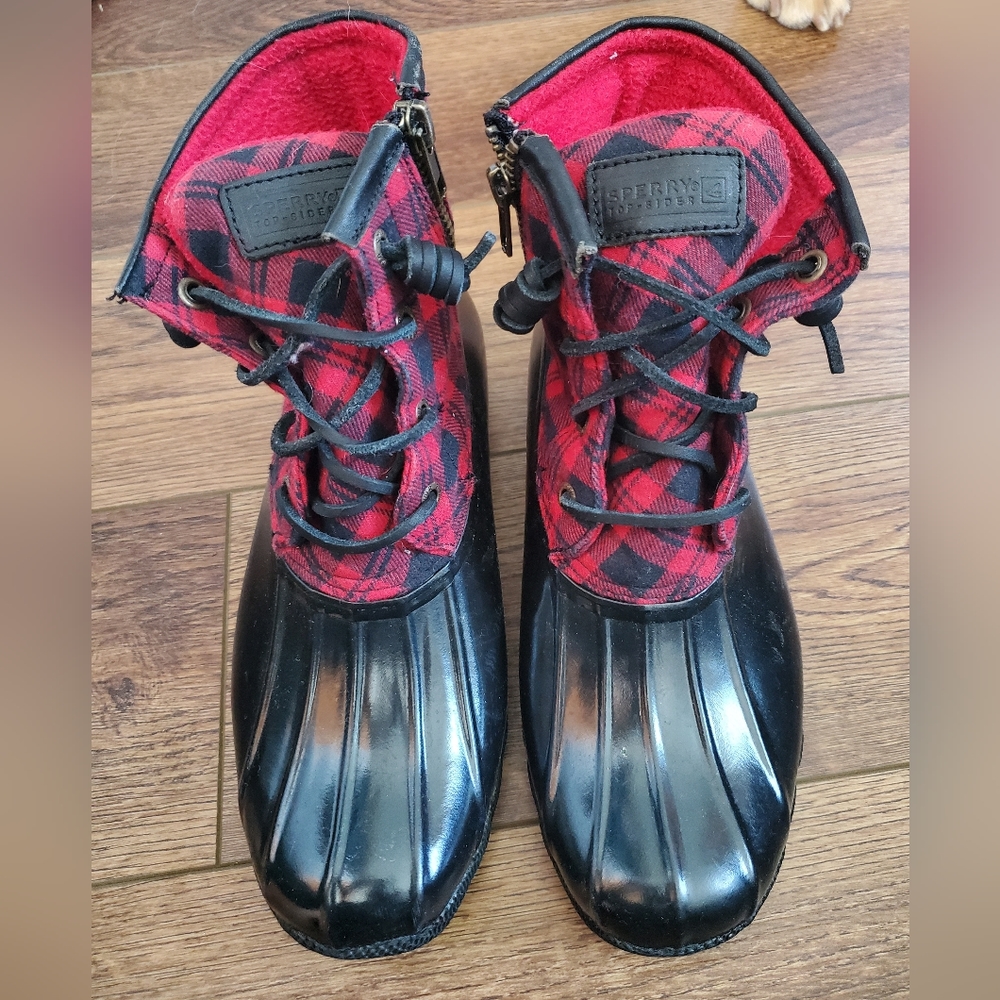 Sperry saltwater rain boots